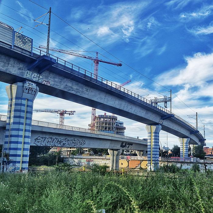 verkehr_bahn_bruecke.jpg